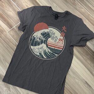 Gildan Charcoal Wave Graphic Tee